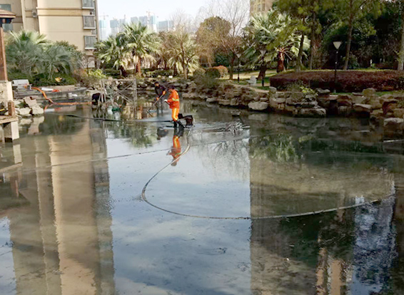 黄陂景观池淤泥清理